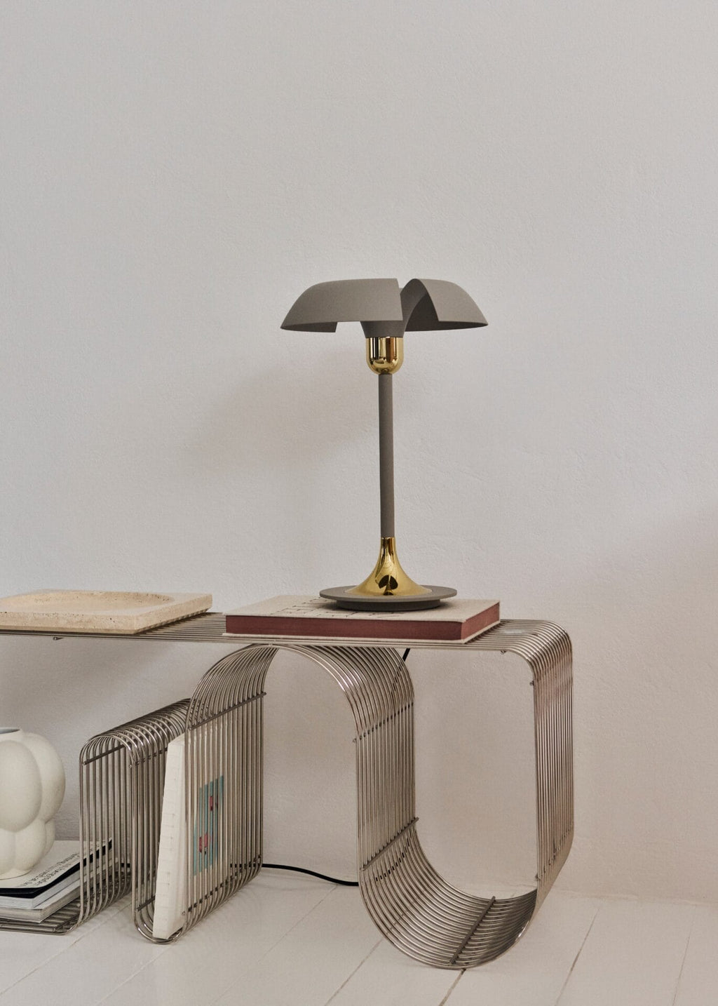 CURVA Bench, Silver