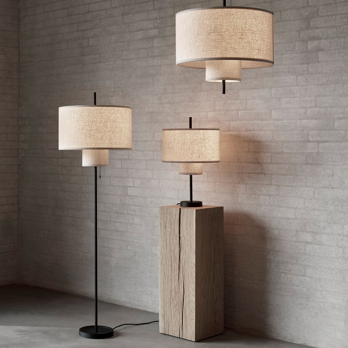 Margin Table Lamp, Shade: Beige, Base Black
