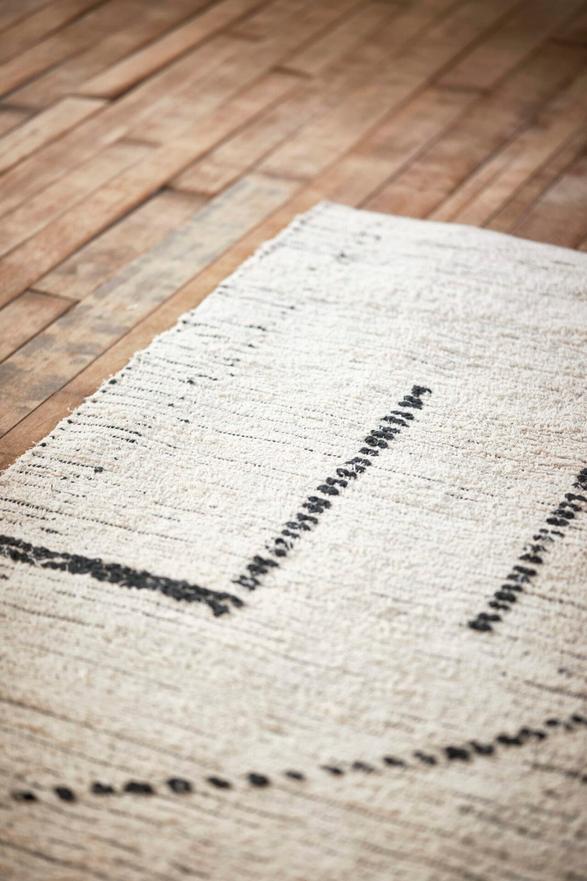 Hand woven cotton rug cream/charcoal, 200x300cm