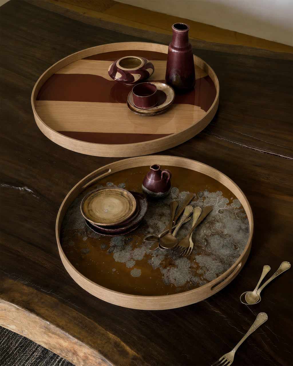 Organic tray, Metallic Bronze, Hand painted glass - oak veneer rim, L48 x W 48 x H4 CM