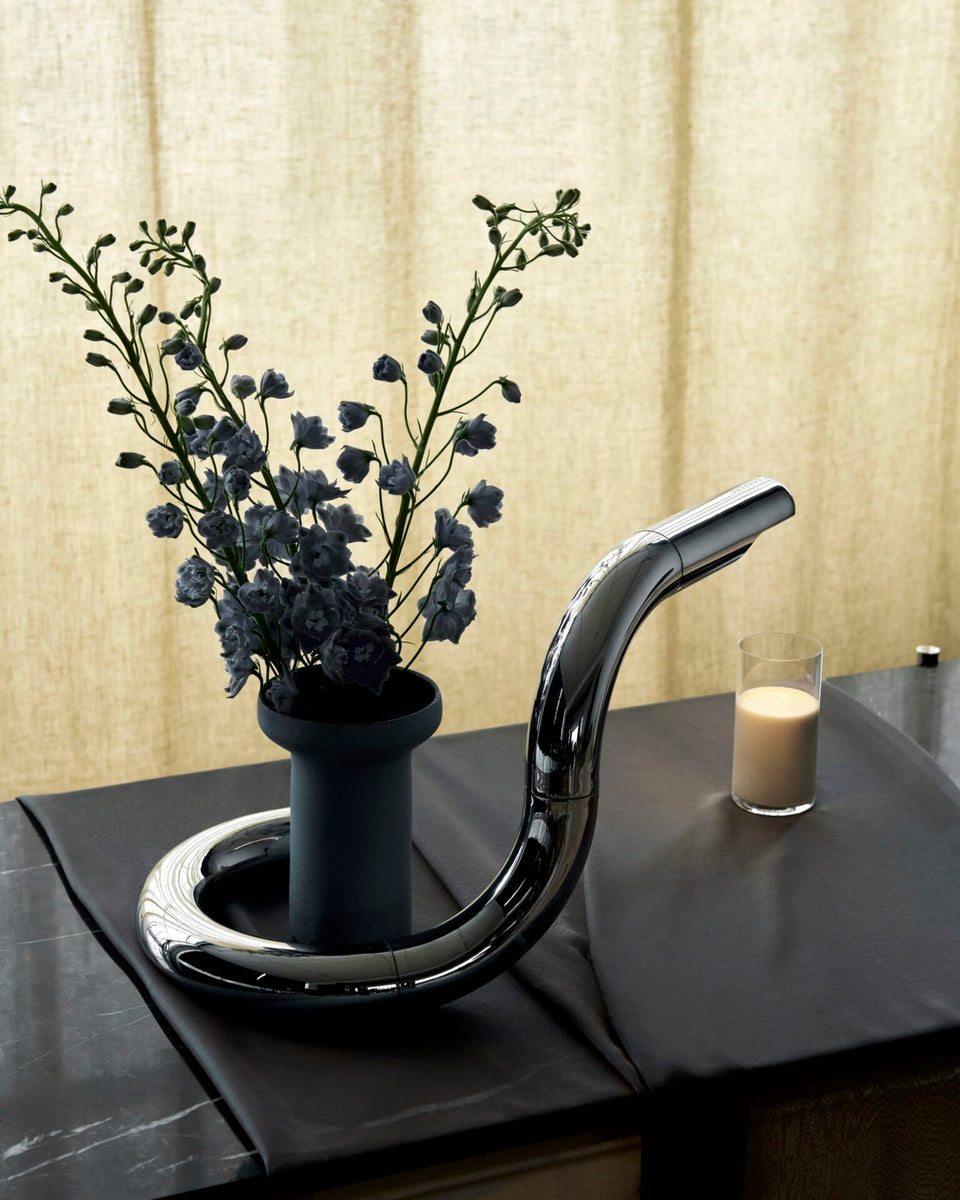 Aspide Table Lamp, Chrome