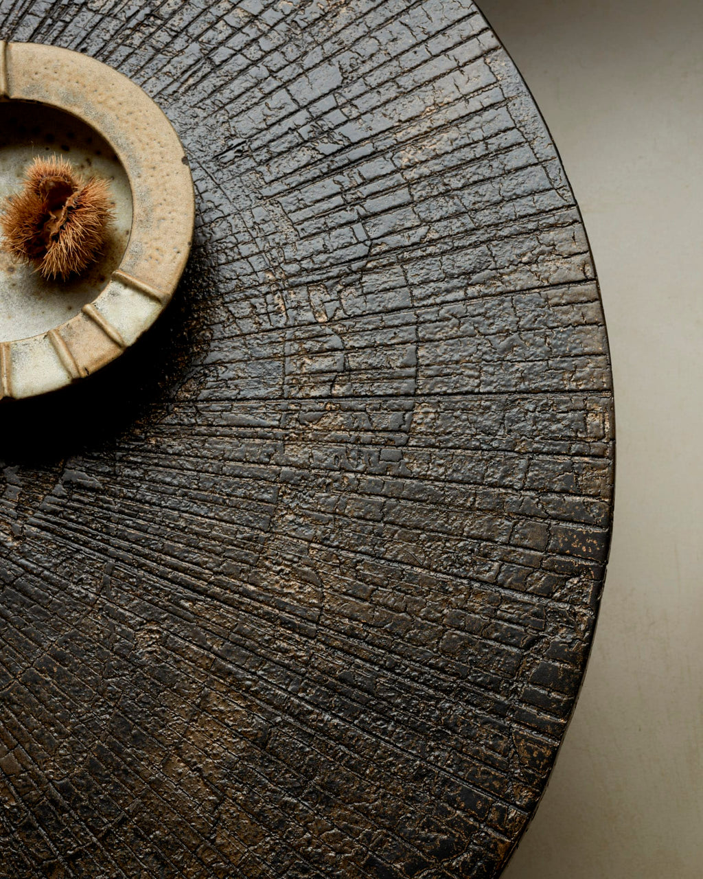 Slice coffee table - varnished Minerals - Ray Whisky - oval, 138 x 123 x 33