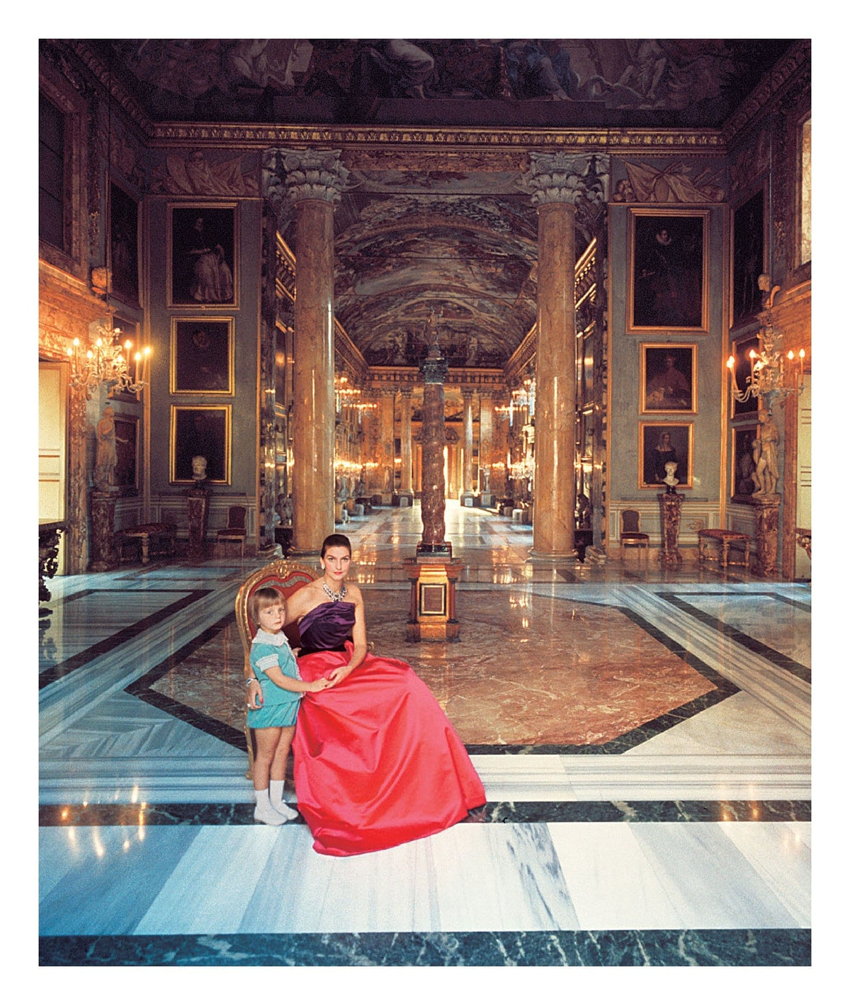 Slim Aarons: La Dolce Vita - Book