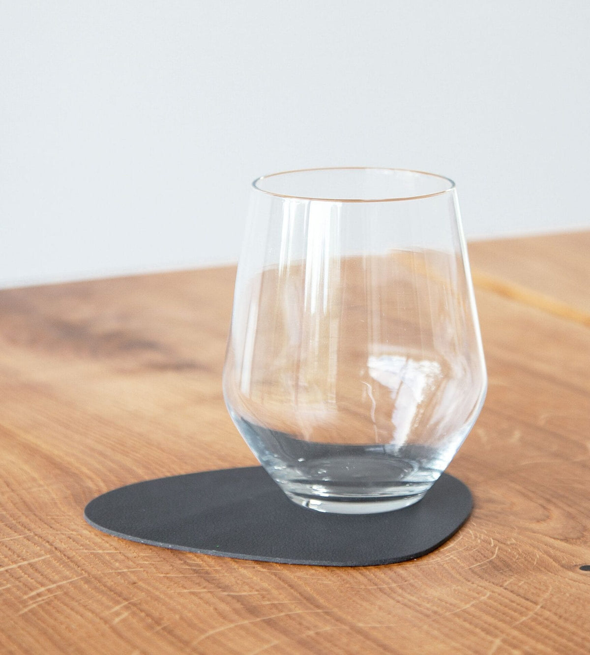 Glass Mat Curve, Leather Nupo, Anthracite, 11 x 13 cm