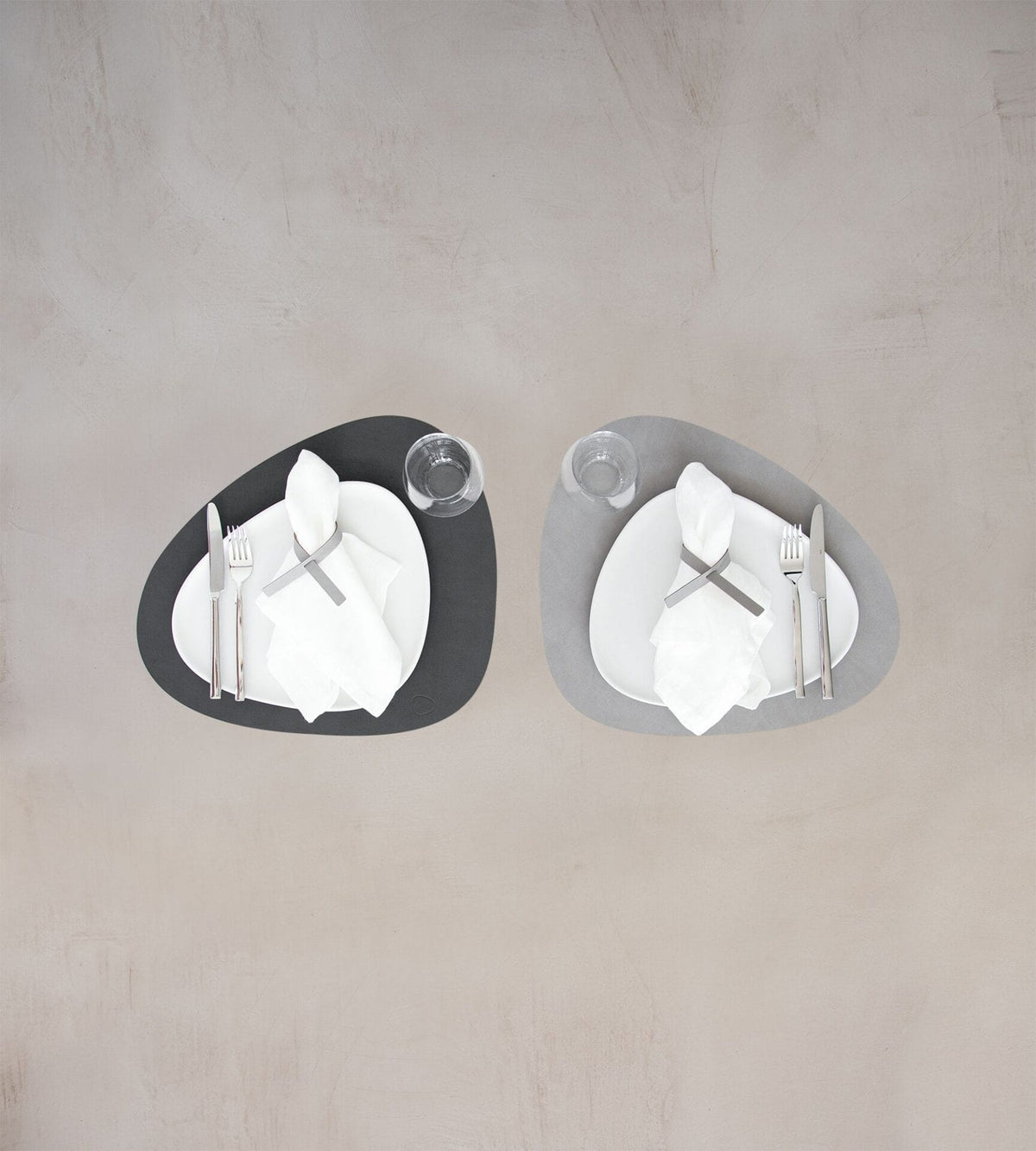 Dinner Mat Curve L, Leather Double Nupo, Ant./Light Grey, 37 x 44 cm