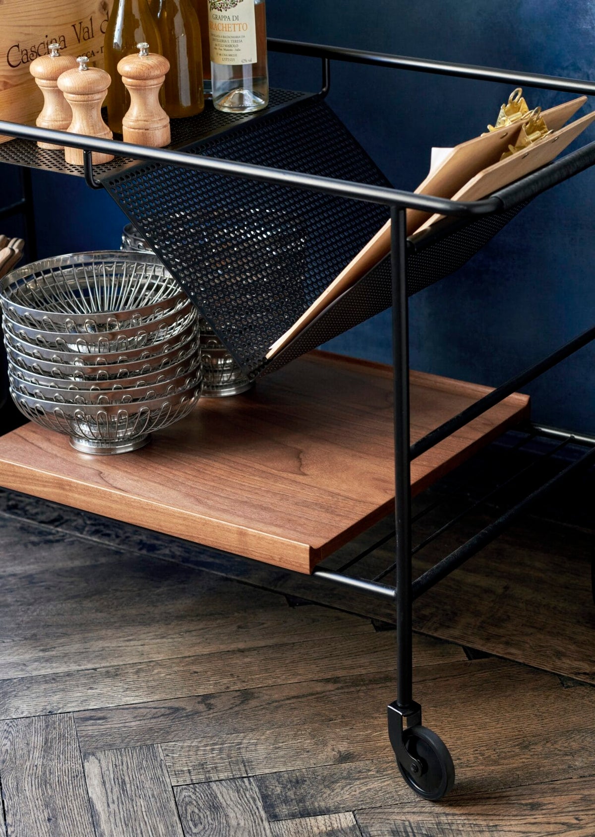 Alima Trolley NDS1, Metal Matt Black, Tray Lacquered Walnut