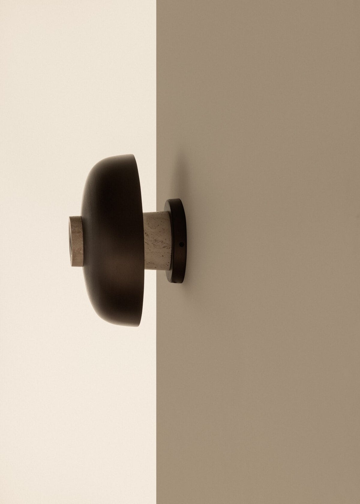 Reverse Wall Lamp, Travertine, Sand/Aluminium, Bronzed - Hardwired, Ø24,3 cm