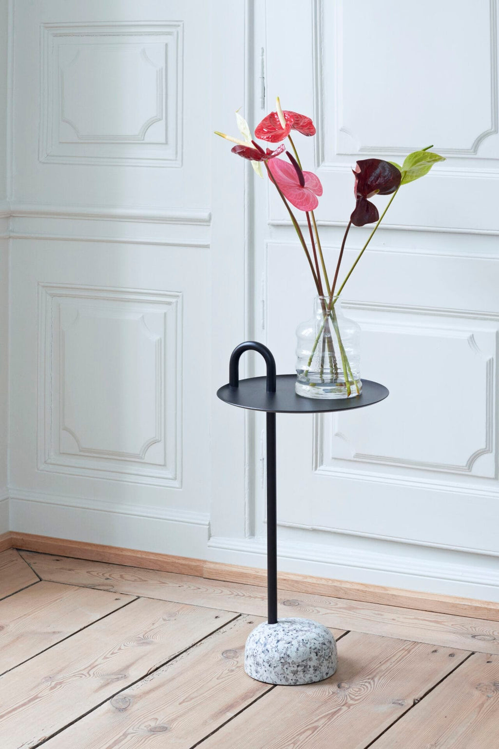 Bowler Granite Base Black Powder Coated Steel Tabletop Ø36