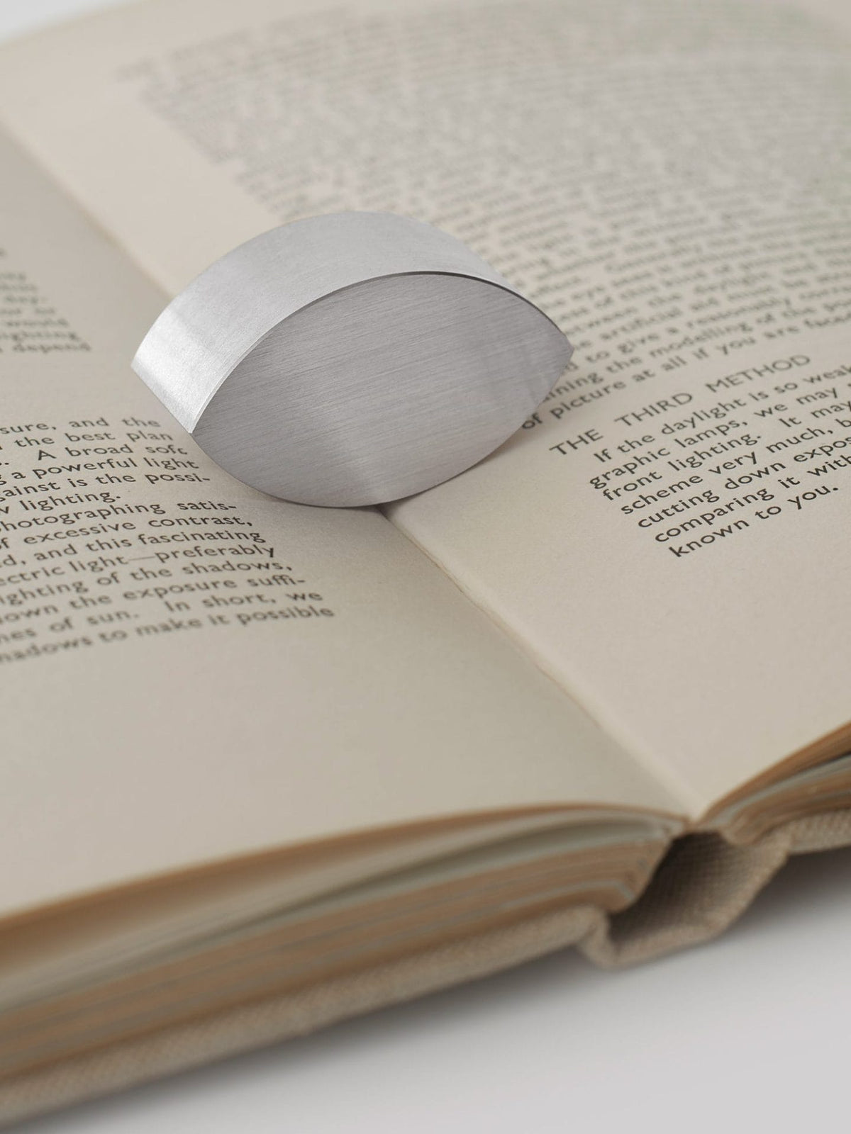 Almond - Stainless Steel - Object