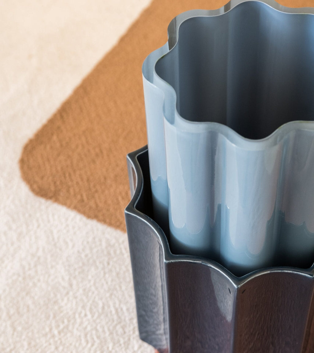 Duetto Storm blue and dark blue vase, glass and ceramic Ø15,5 x H28cm