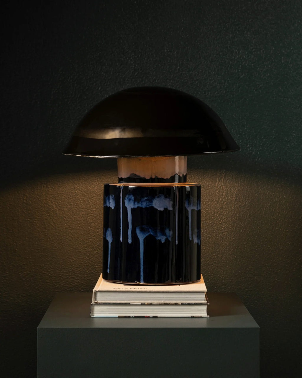 Table lamp dark blue John Terres de Rêves