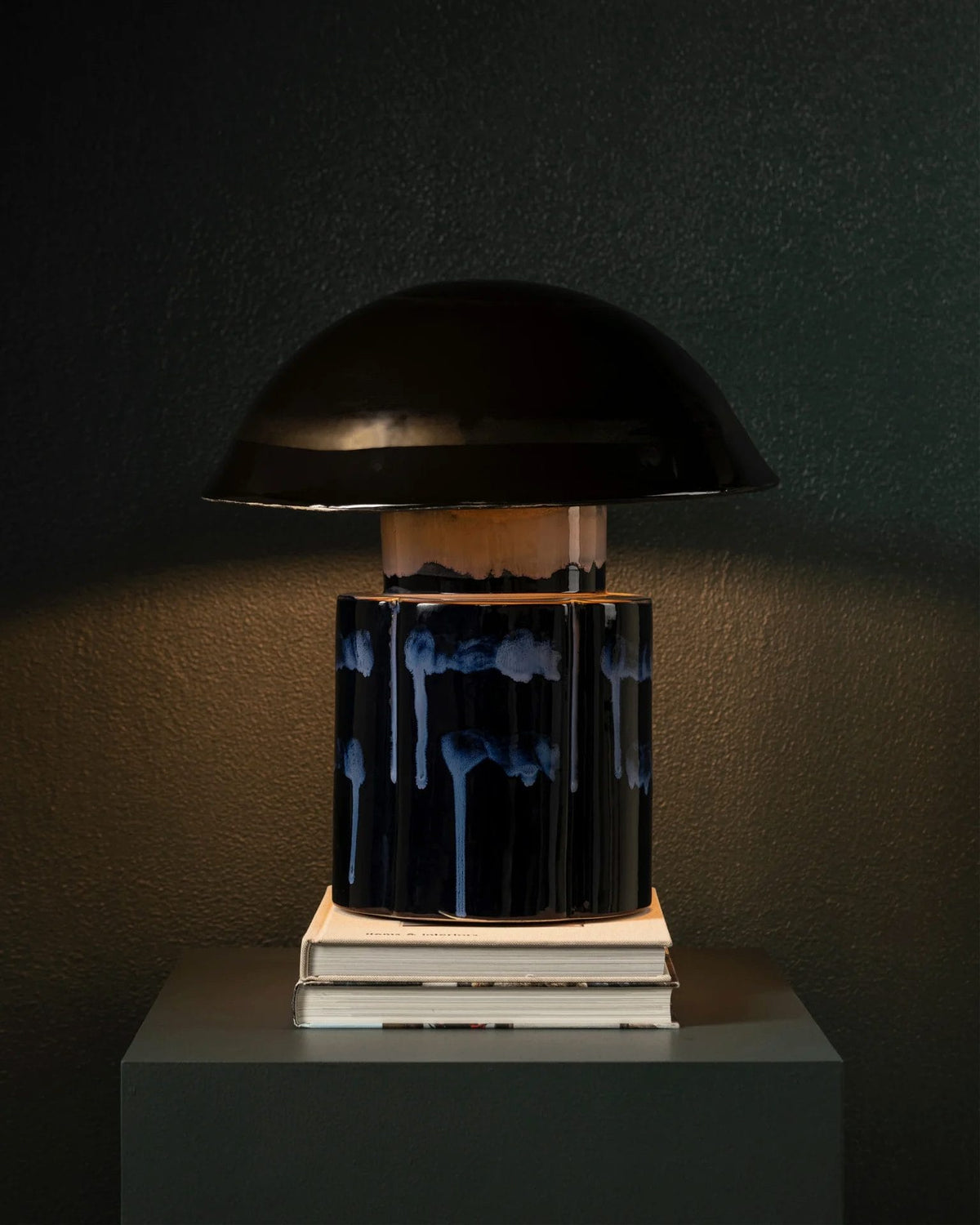 Table lamp dark blue John Terres de Rêves