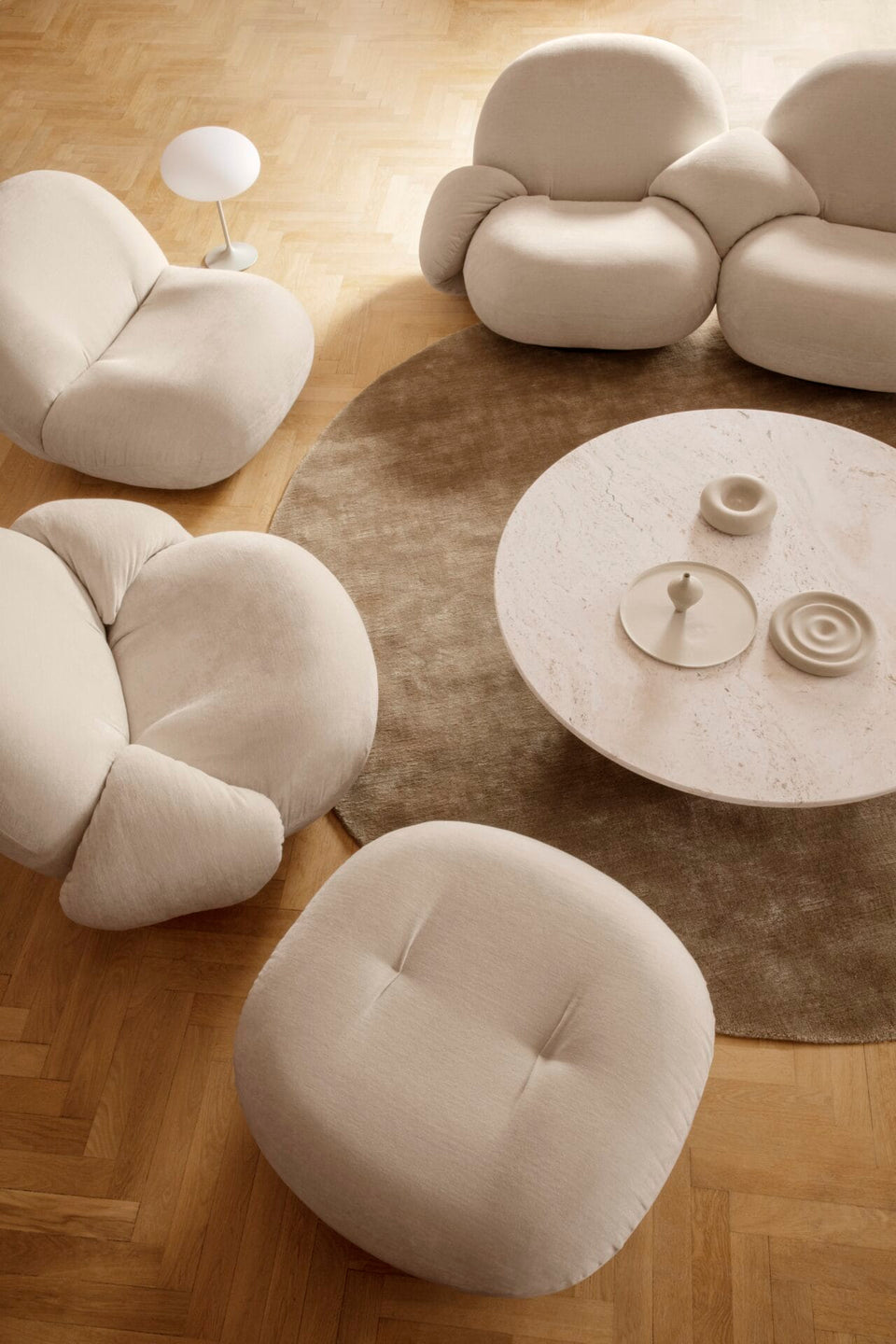 Epic Coffee Table - Neutral White Travertine, Round, Ø110 cm