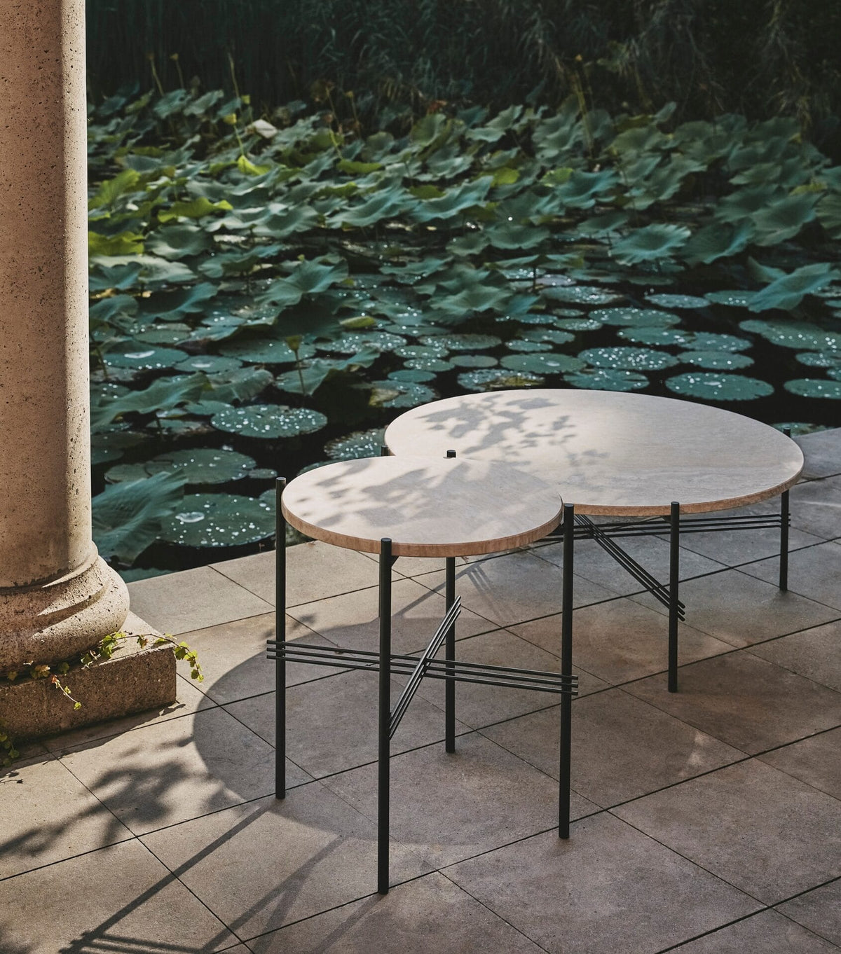 TS Outdoor Side Table, Top Neutral White Travertine, Ø40cm