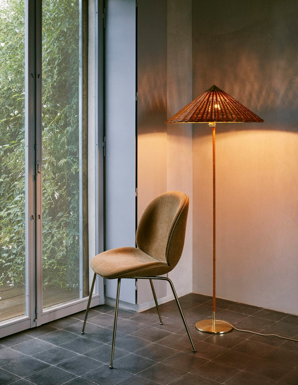 9602 Floor Lamp, Wicker Willow & Brass
