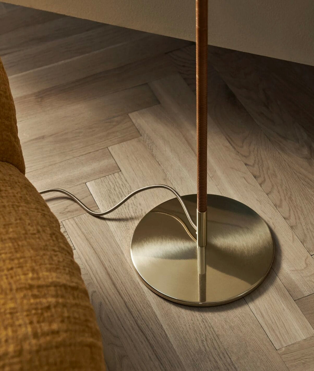 9602 Floor Lamp,Brass & Bamboo (Untreated)