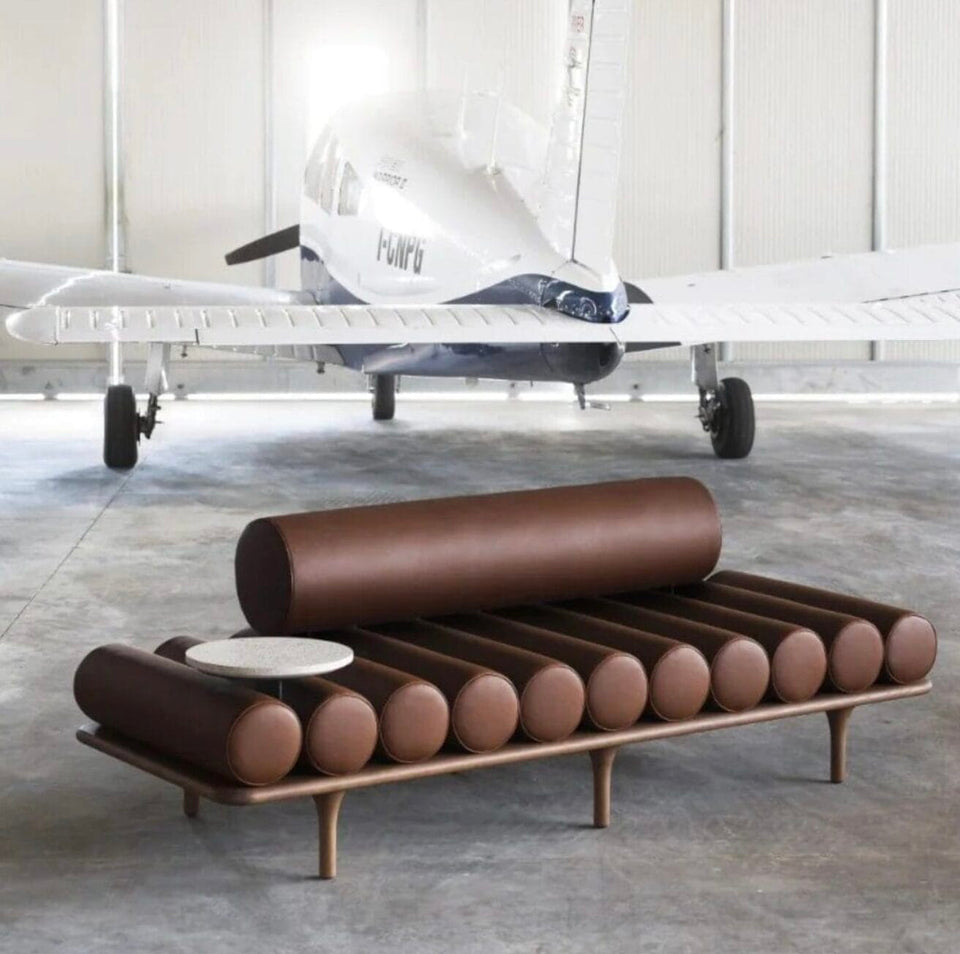 Five To Nine Daybed, With Backrest, Guarana 07, Right Cement Table T123, Walnut Base T134
