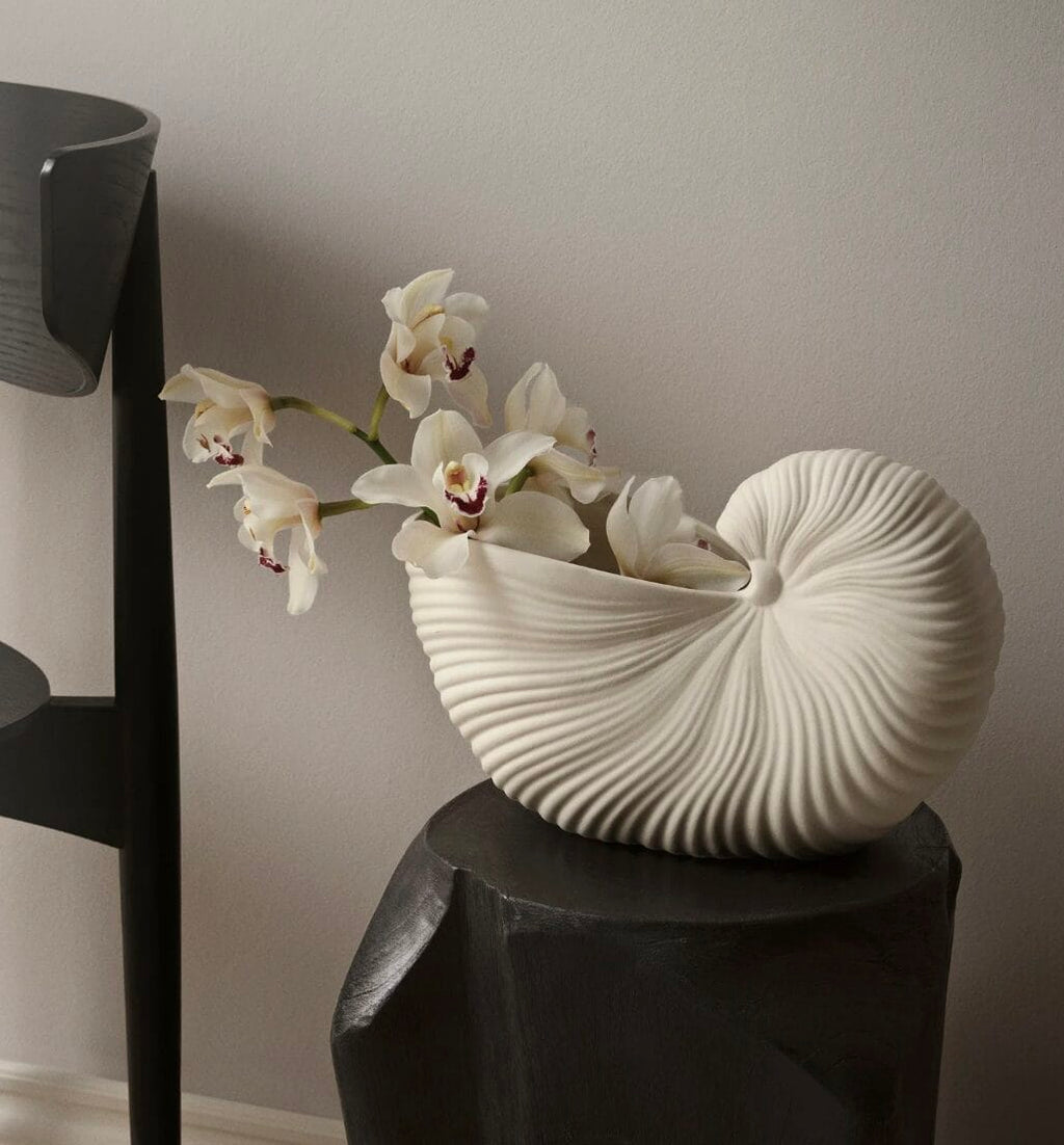 Shell Pot, Off-White