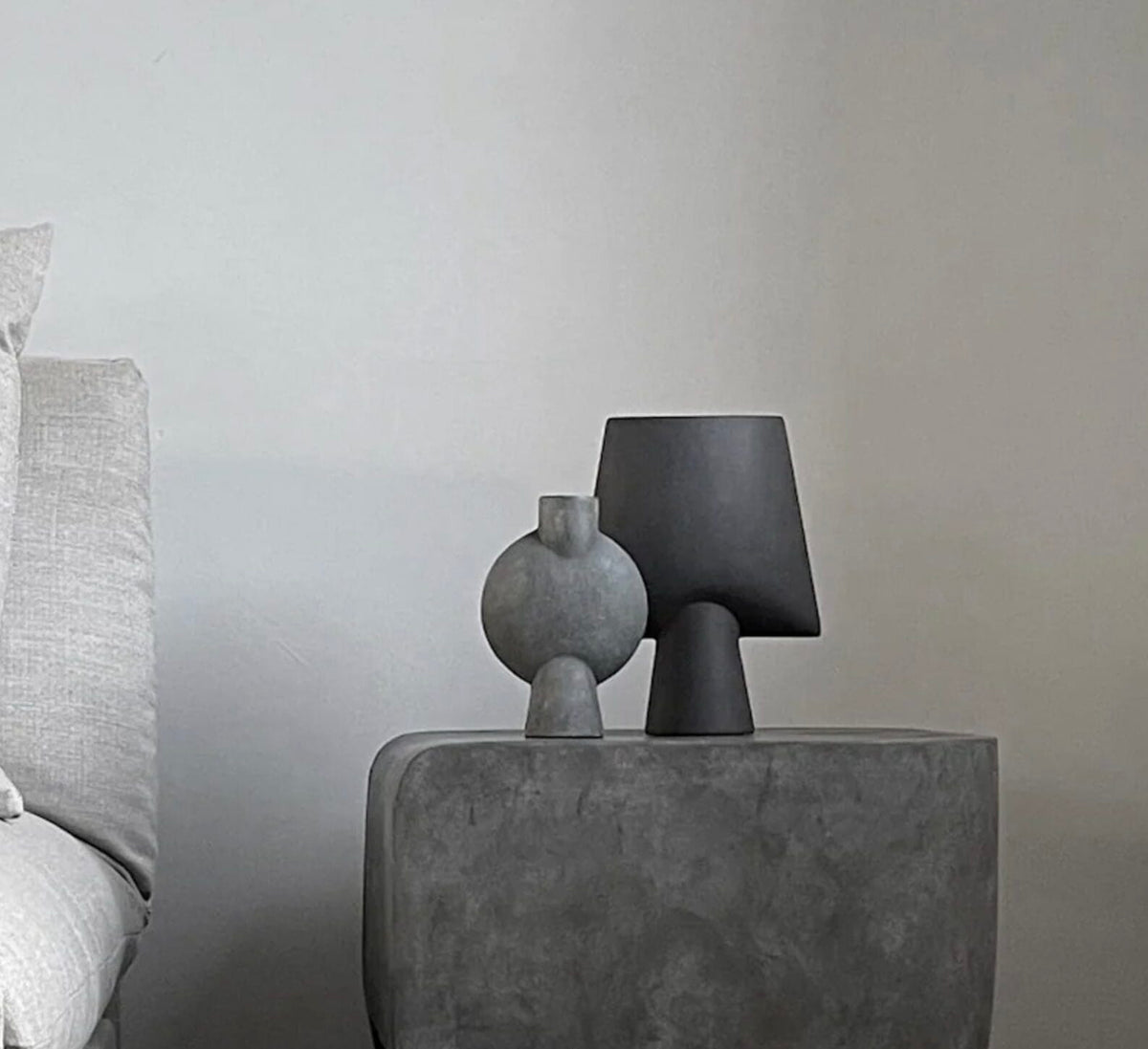 Sphere Vase Bubl, Mini - Dark Grey, L13 / W6 / H18 cm