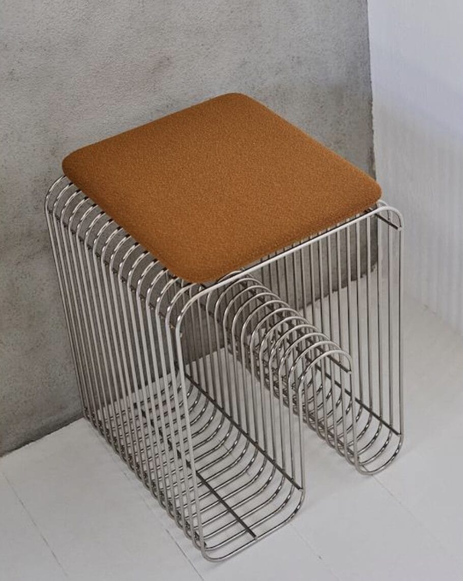 CURVA Stool, Silver, Amber Bouclé Cushion L32,4 x W32,4 x H43cm