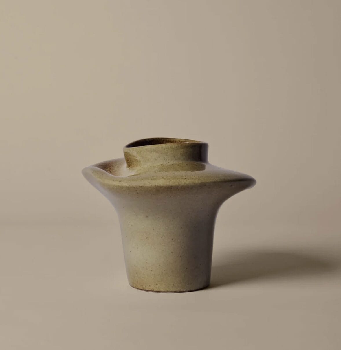 Evio Vase -Elm Green, Small Ø25 x W25 x H22cm