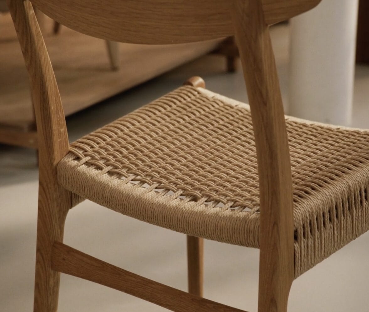 CH23 Chair, Oak/Walnut Oil, Natural paper cord, Solid wood frame, veneer back, W50.5 x H78.5 cm