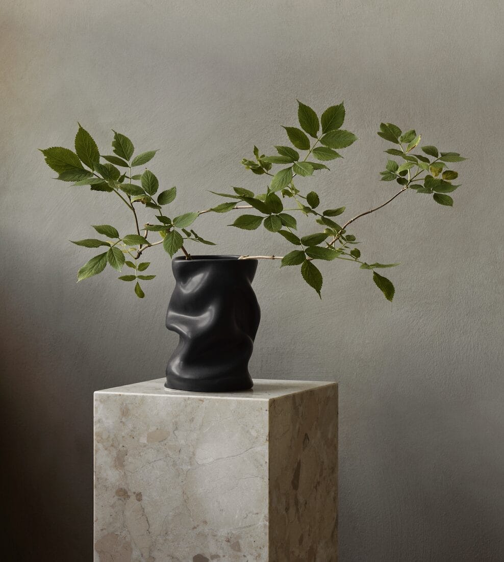 Collapse Vase - H20 cm, Ø16 cm - Black