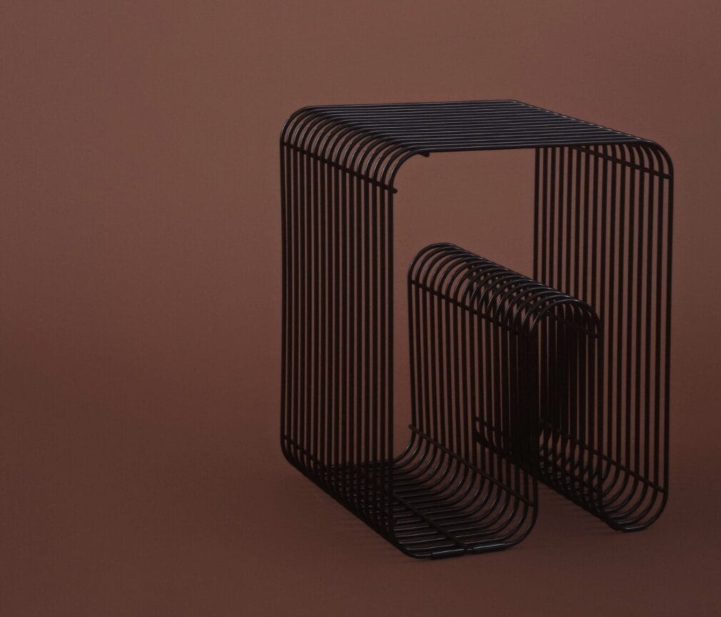 Curva Stool, Black L32,4 x W32,4 x H43cm