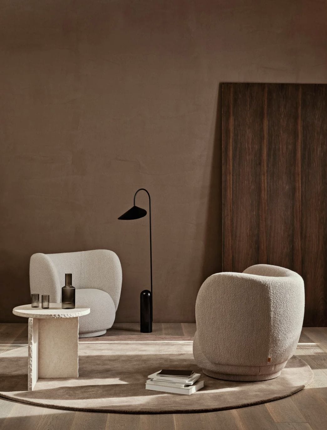 Arum Floor Lamp - Black