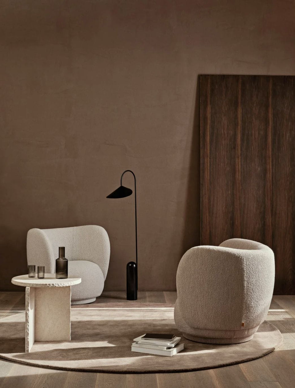 Arum Floor Lamp - Black