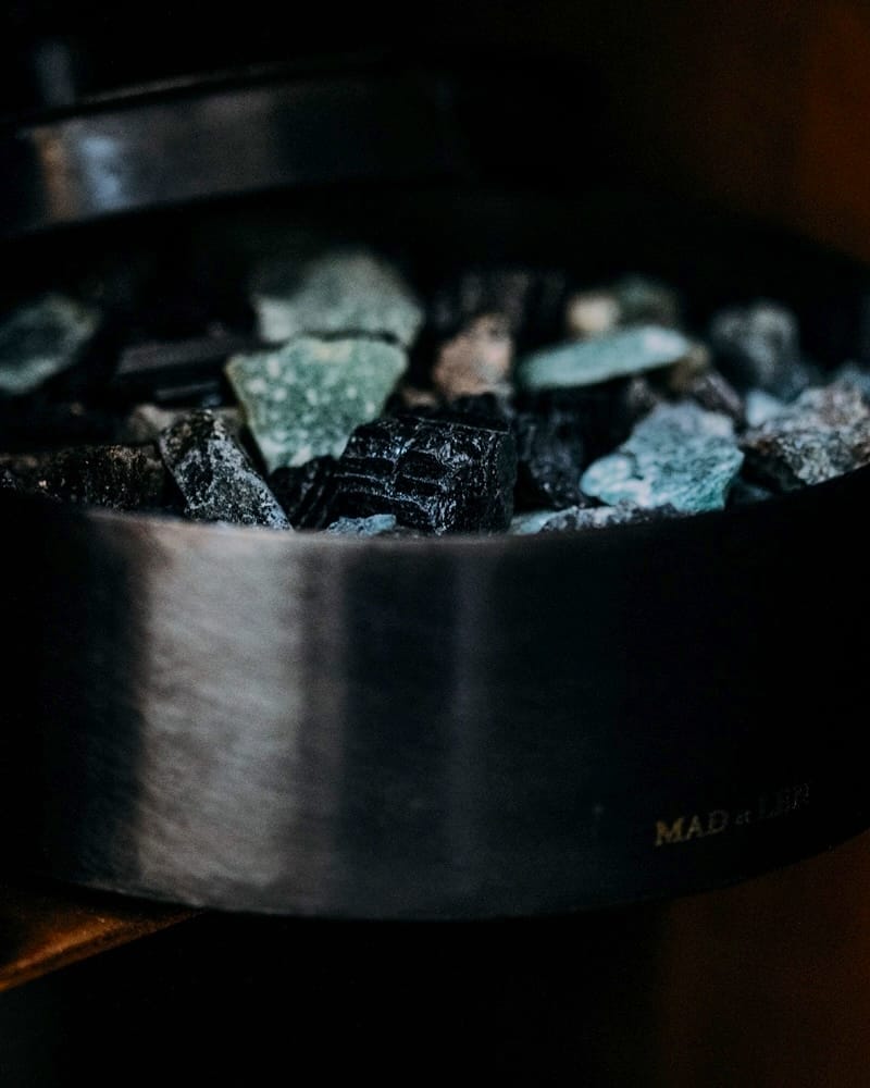Flat Pot Pourri Small, Lava Blue 12x5cm (Sang Bleu) + Refilling 15ml