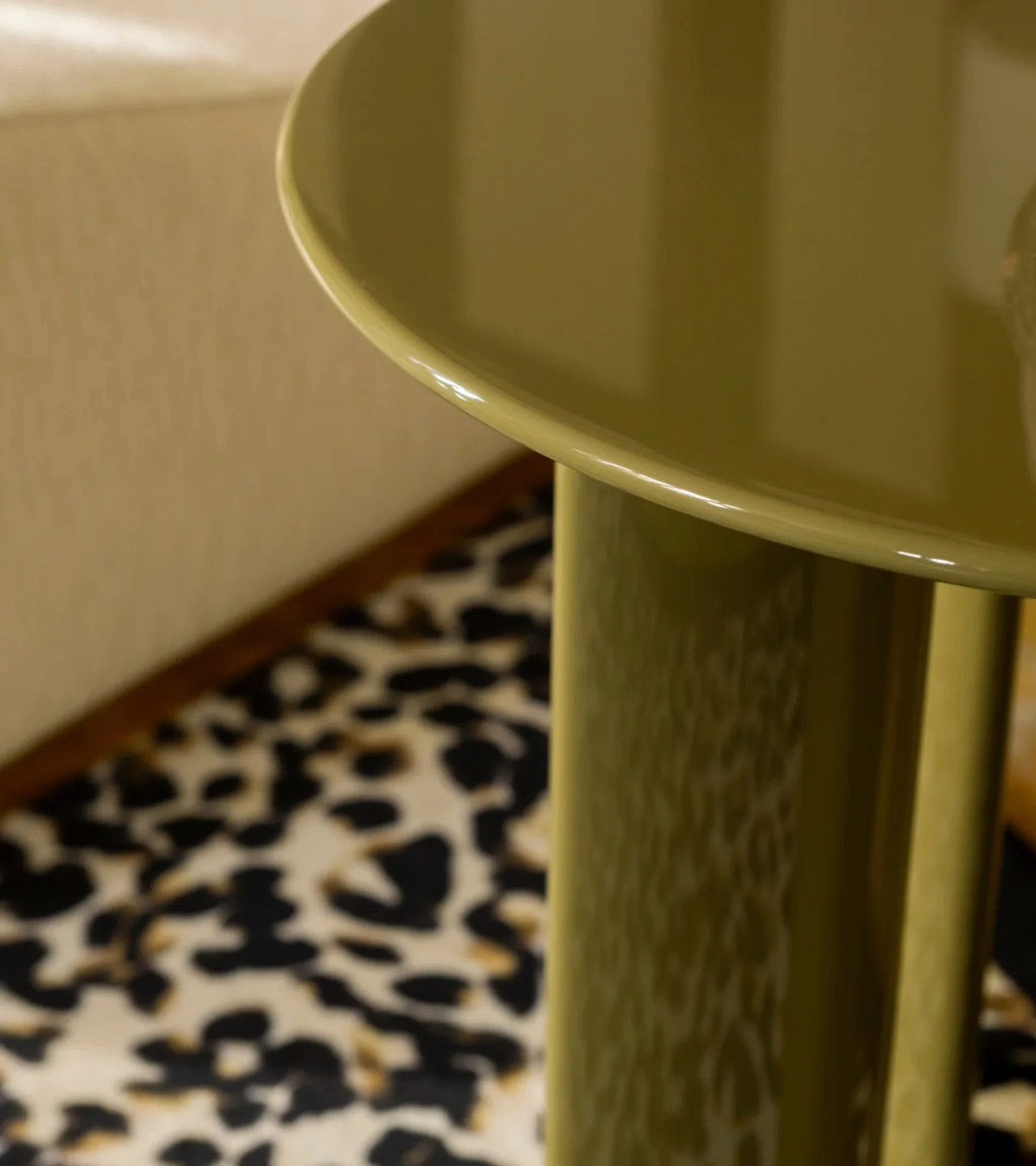 Carlotta, Round green marble and iroko finish legs coffee table Ø50 x H50cm