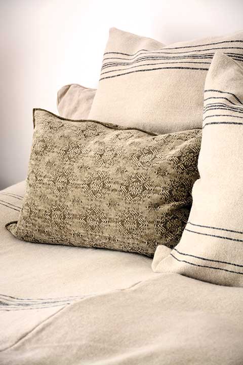 Jacquard Stone Washed Cushion, Kilim Bronze, 40 x 60 cm