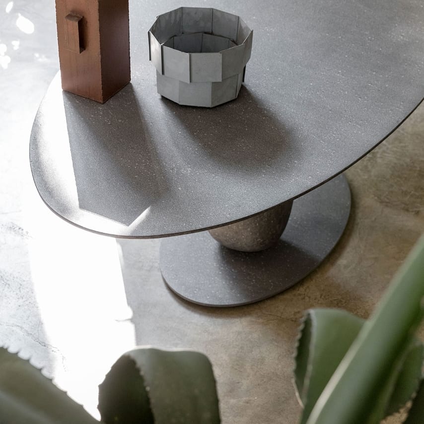 Matera Oval Table, With Metal Structure And MDF Top