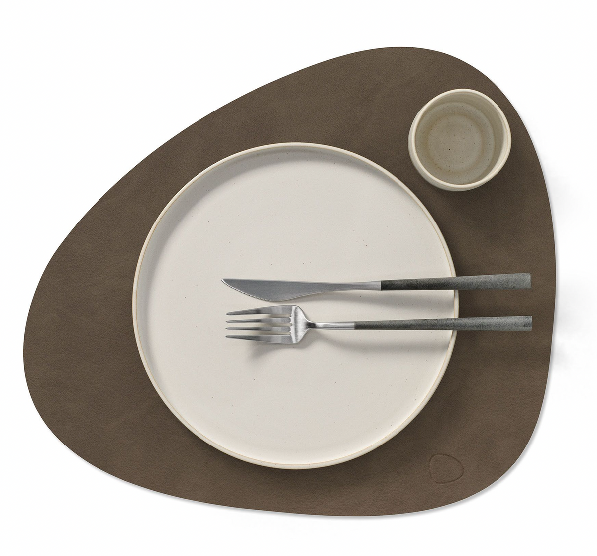Dinner Mat Curve – Leather Nupo Color: Caviar Size: L 37 × 44 cm