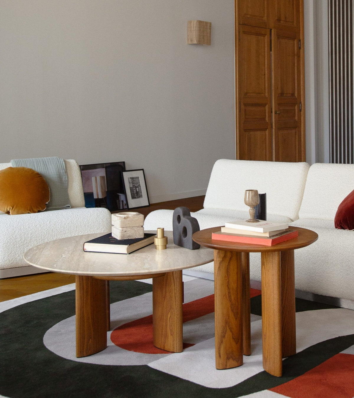 Carlotta ash side table with iroko finish Ø50 x H50cm