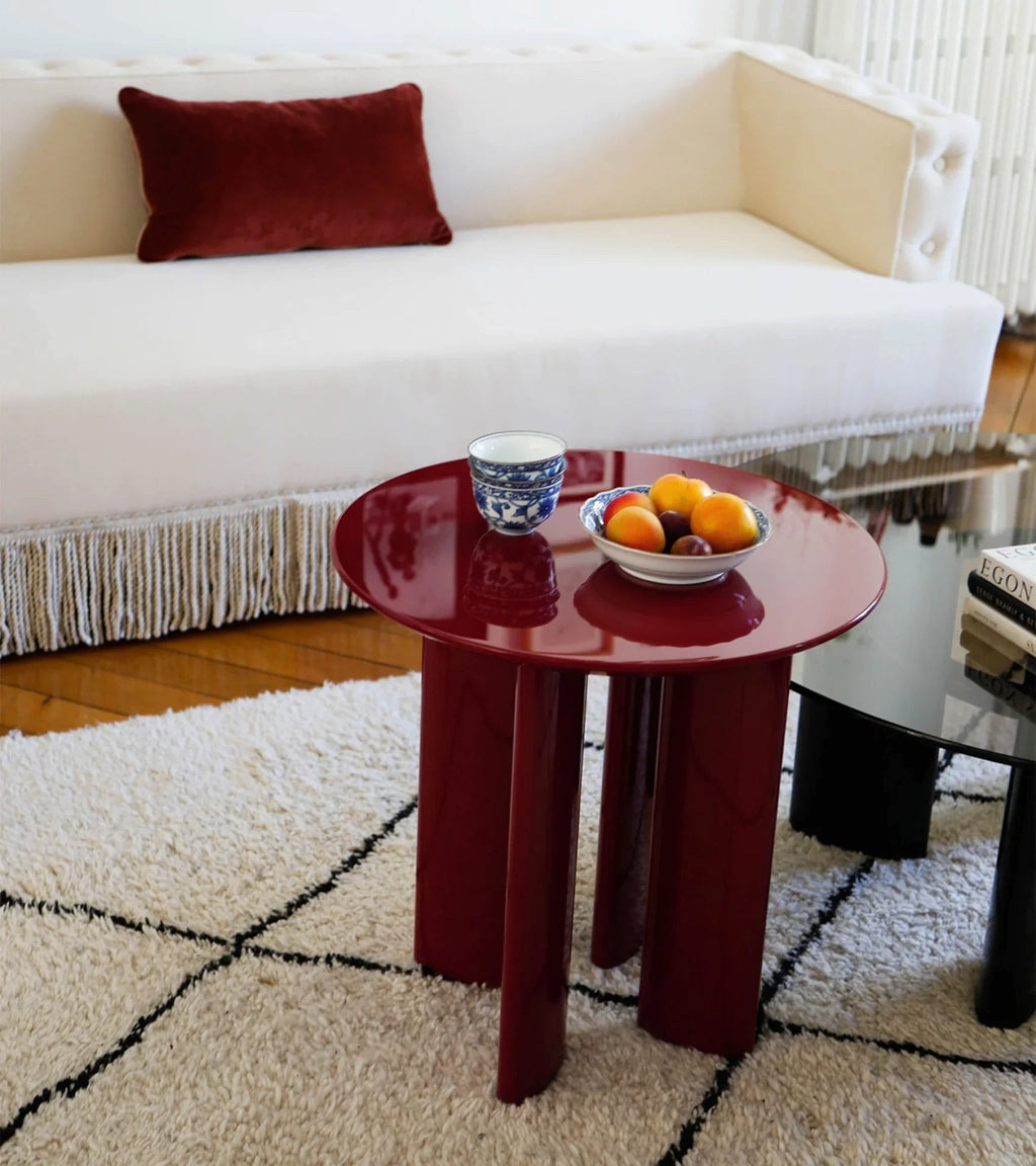 Carlotta Bordeaux side table in lacquered beech, Ø50 x H50cm