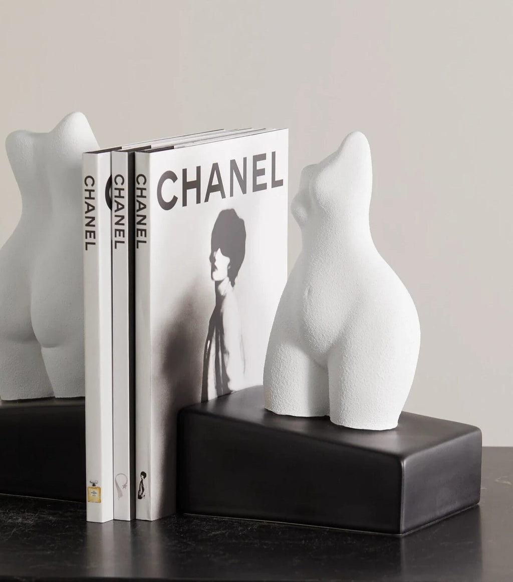 Happy (Book) Ending, Right, Earthenware, B&W