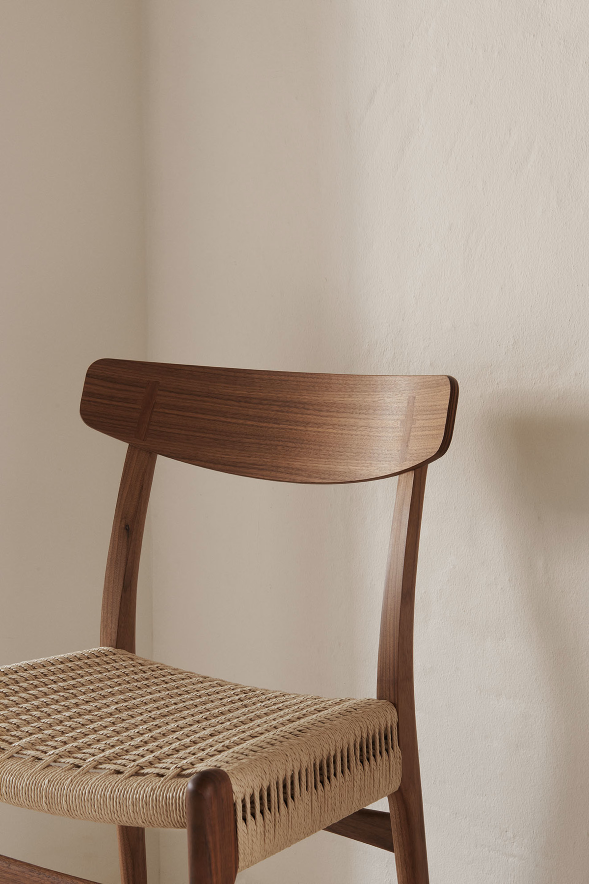 CH23 Chair, Walnut Oil, Natural paper cord, Solid wood frame, veneer back, W50.5 x H78.5 cm