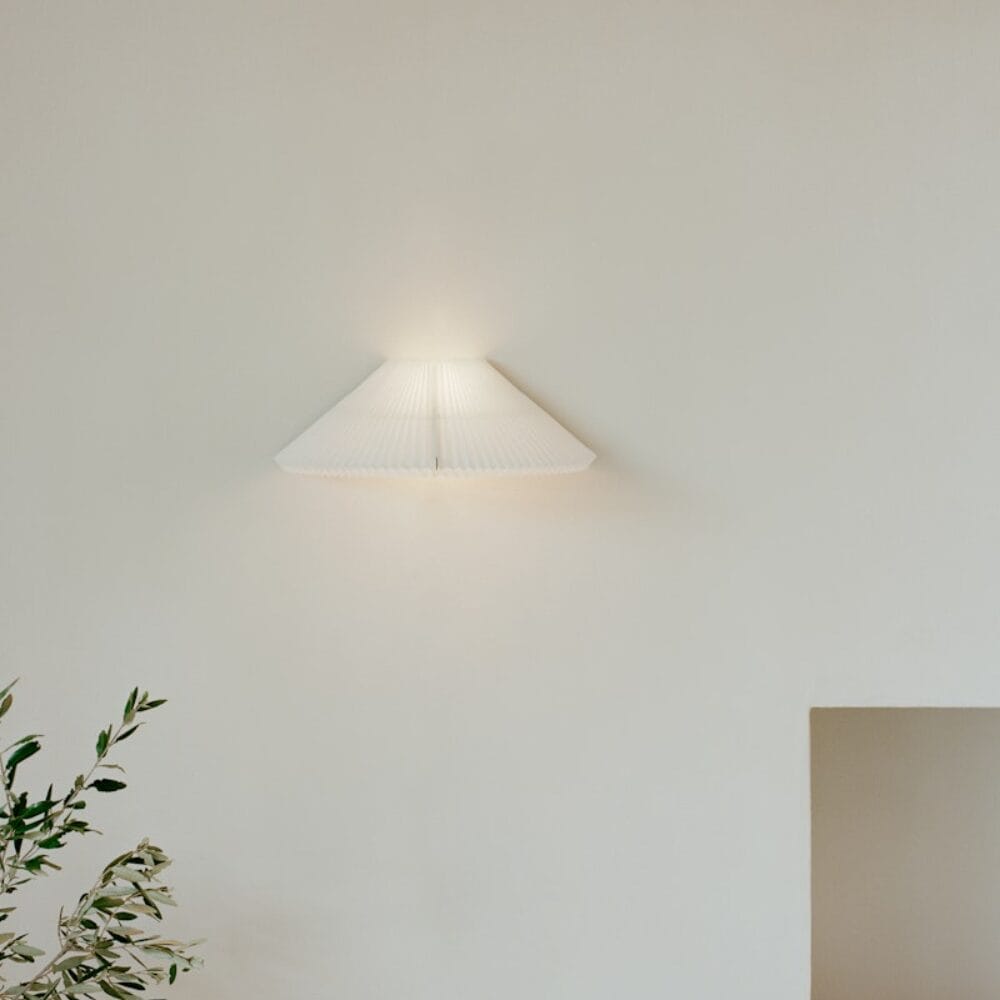 Nebra Wall Lamp, White, Adjustable shade Ø 27 - Ø 40 cm