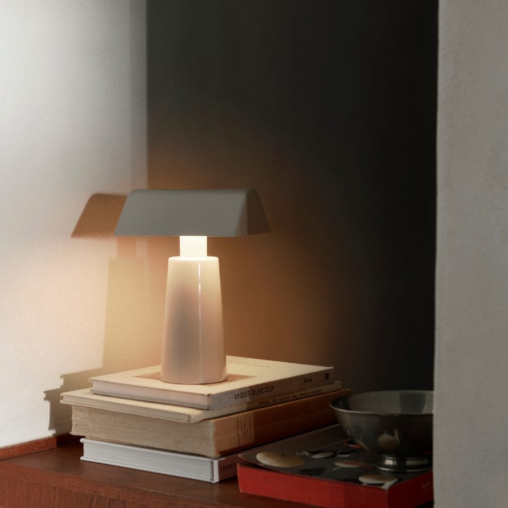 Caret MF1, Portable Lamp, Silk Grey